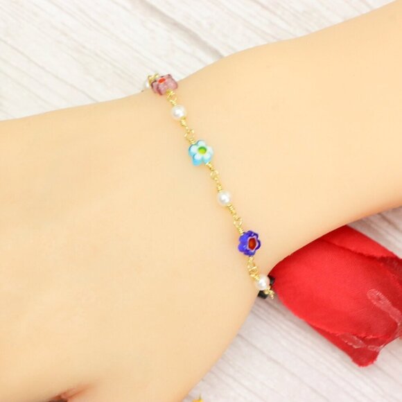 "Trendy Handmade Bracelet – A Thoughtful Gift for Girls & Women | UNVRC1338 - Picture 7 of 10